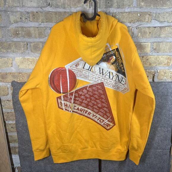 Official Lil Wayne The Carter VI Yellow Hooded Medium Tour 2025 Double Print - Picture 1 of 5